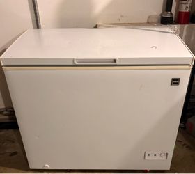 RCA Chest Freezer White