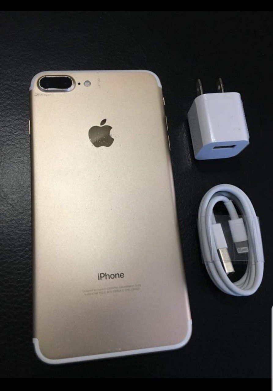 iPhone 7 Plus  , UNLOCKED For All Company Carrier Domestic And International ,  Excellent Condition Like New 