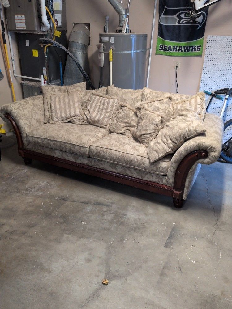 Free Beige Sofa