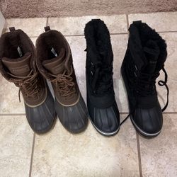 Snow boots Size 8 Womens Black Pair Never Worn Brown Only Worn once