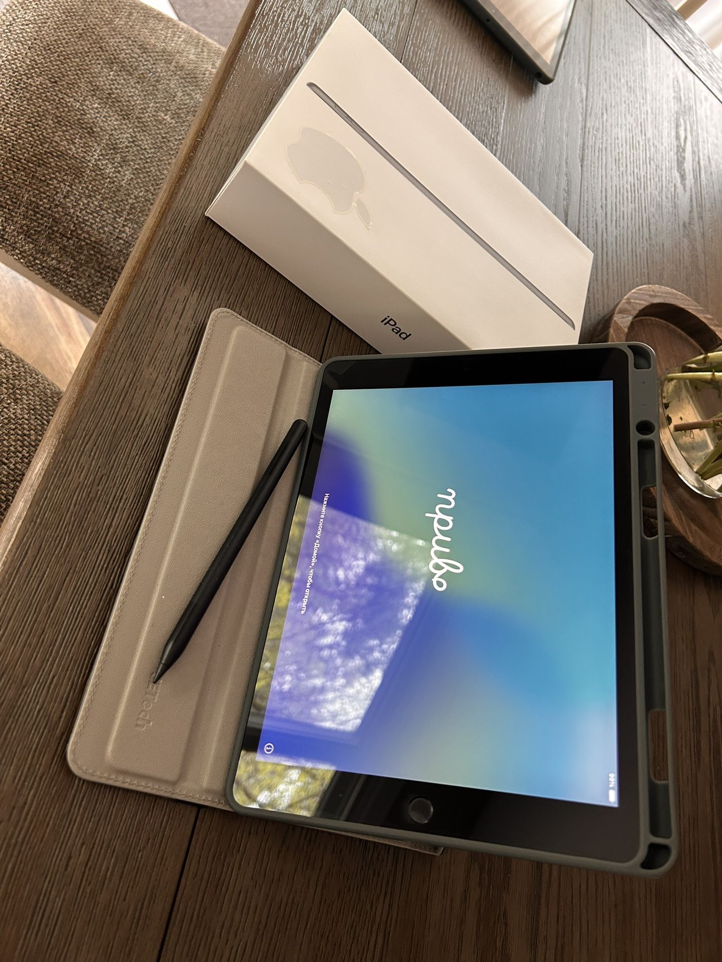 Apple iPad 9th Gen (10.2 inch, Wi-Fi, 64GB) Space Gray