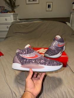 Nike KD 14 NRG Valentine's Day signature basketball shoes by Kevin Durant M 11.5