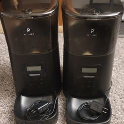 Automatic Pet Feeders