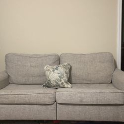 Loveseat 