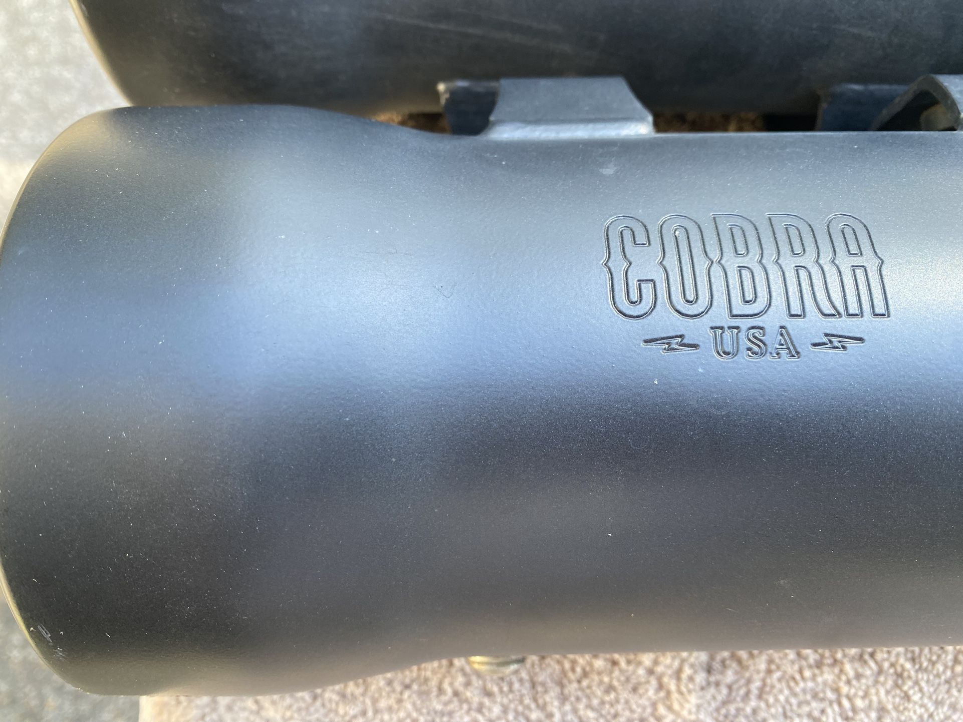 Cobra 6109r6r No Dings, Pings Or Scratches.