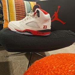 Air Jordan Retro 🔥 Fire Red 5's💥💥