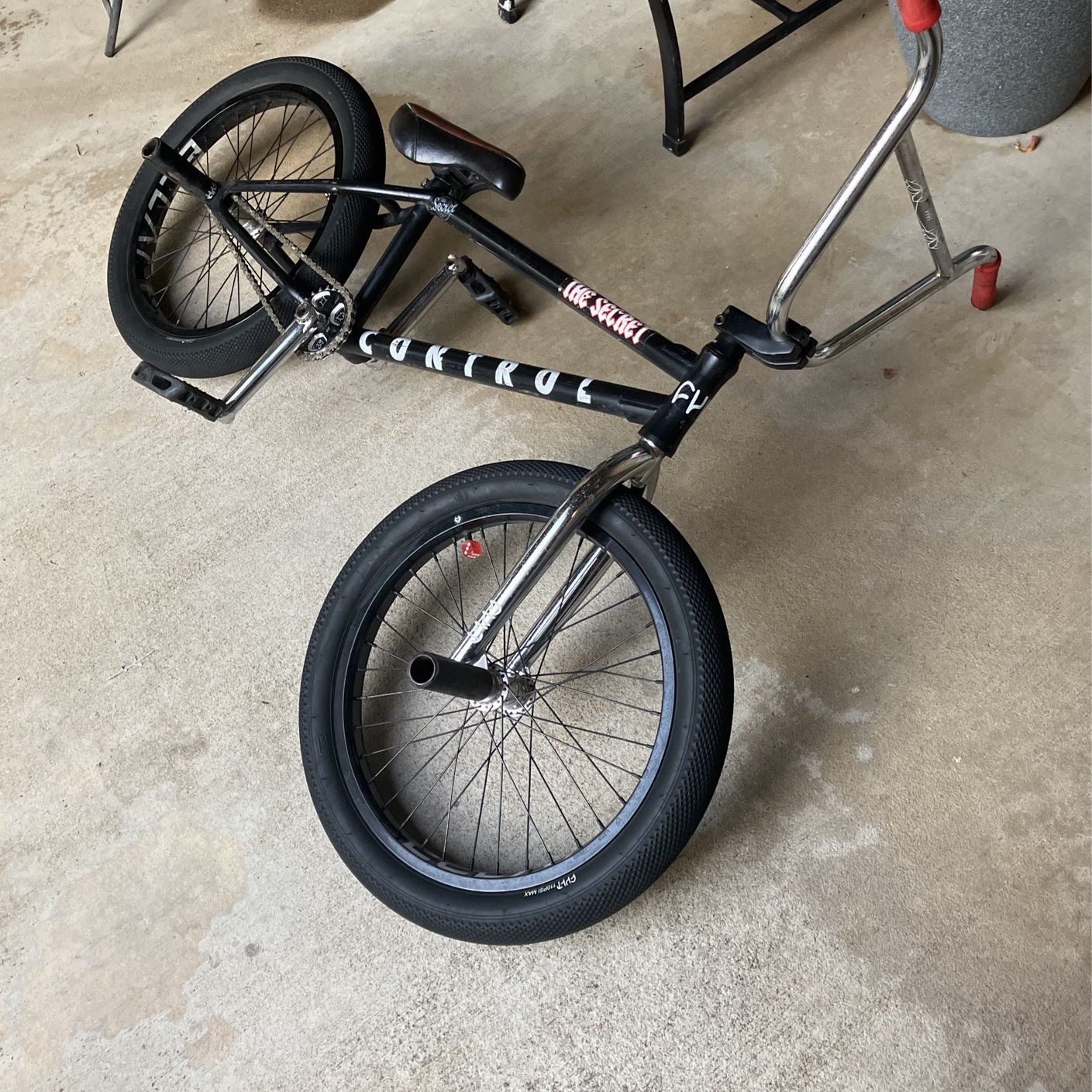 BMX Cult 21インチ 【公式通販】