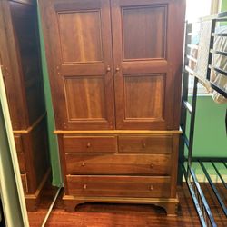 Bedroom Wooden Cabinet 
