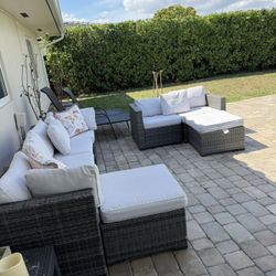 Patio Outdoor Furniture 9 Pieces w Cushions