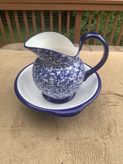 Two Bears Hand Painted Pottery Pitcher and Bowl Set