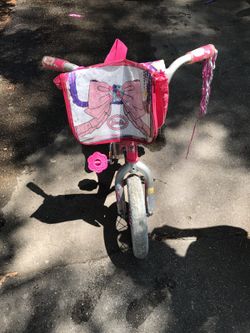 Lil girls bike