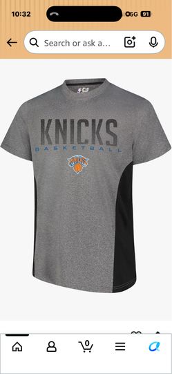 Knicks tshirt