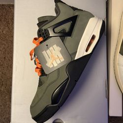 Jordan 4 Undefeated Size 9.5 New