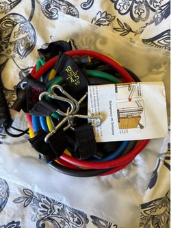 NEW Das Leben Complete resistance band set has multiple colored bands for different resistance levels. Includes handles, carabiners, door anchor, and 