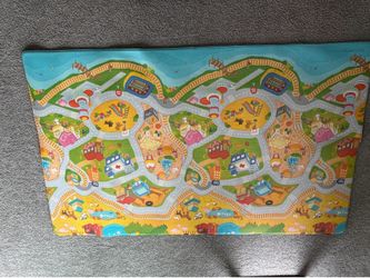 Kids play mat