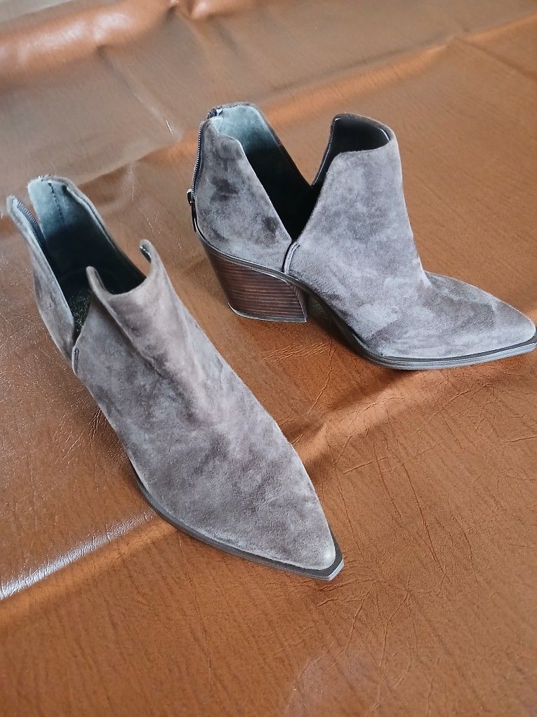 Vince Camuto Booties