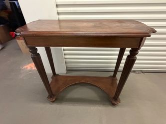 Wood Shelves Table