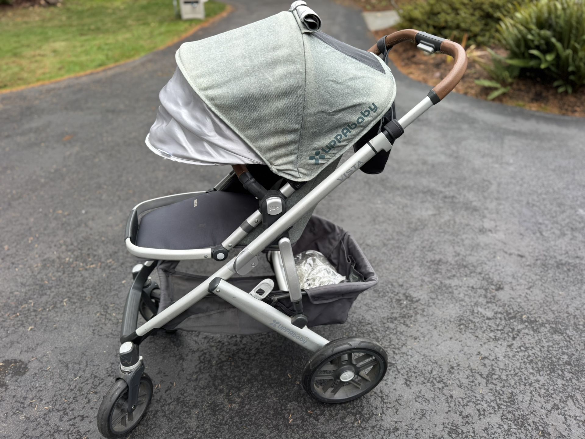 Uppababy Vista Stroller w/ Accessories 