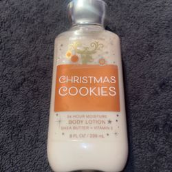 New Bath & Body Works CHRISTMAS COOKIES LOTION Full Size