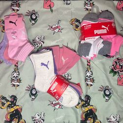 Puma girls socks 18 pairs.