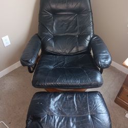 Reclining chair and Ottoman 