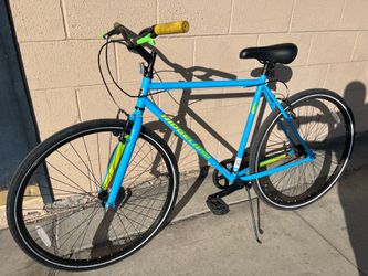goodbike like new good condition big bike tires size 28”