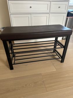 Bench shoe rack