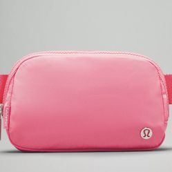 New Lululemon Belt Bag Sakura Pink