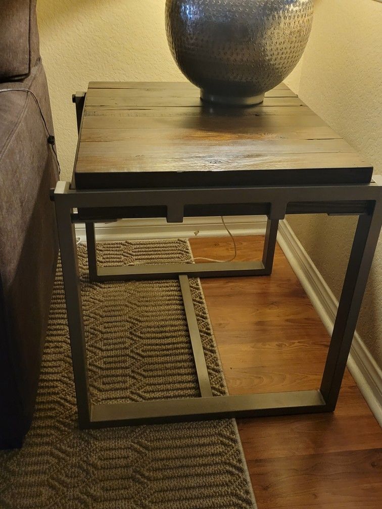 Lazy Boy Coffee Table & End Table
