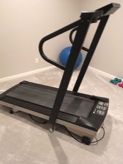 Sears Lifestyler Expanse 750 Treadmill. Works fine. South Overland