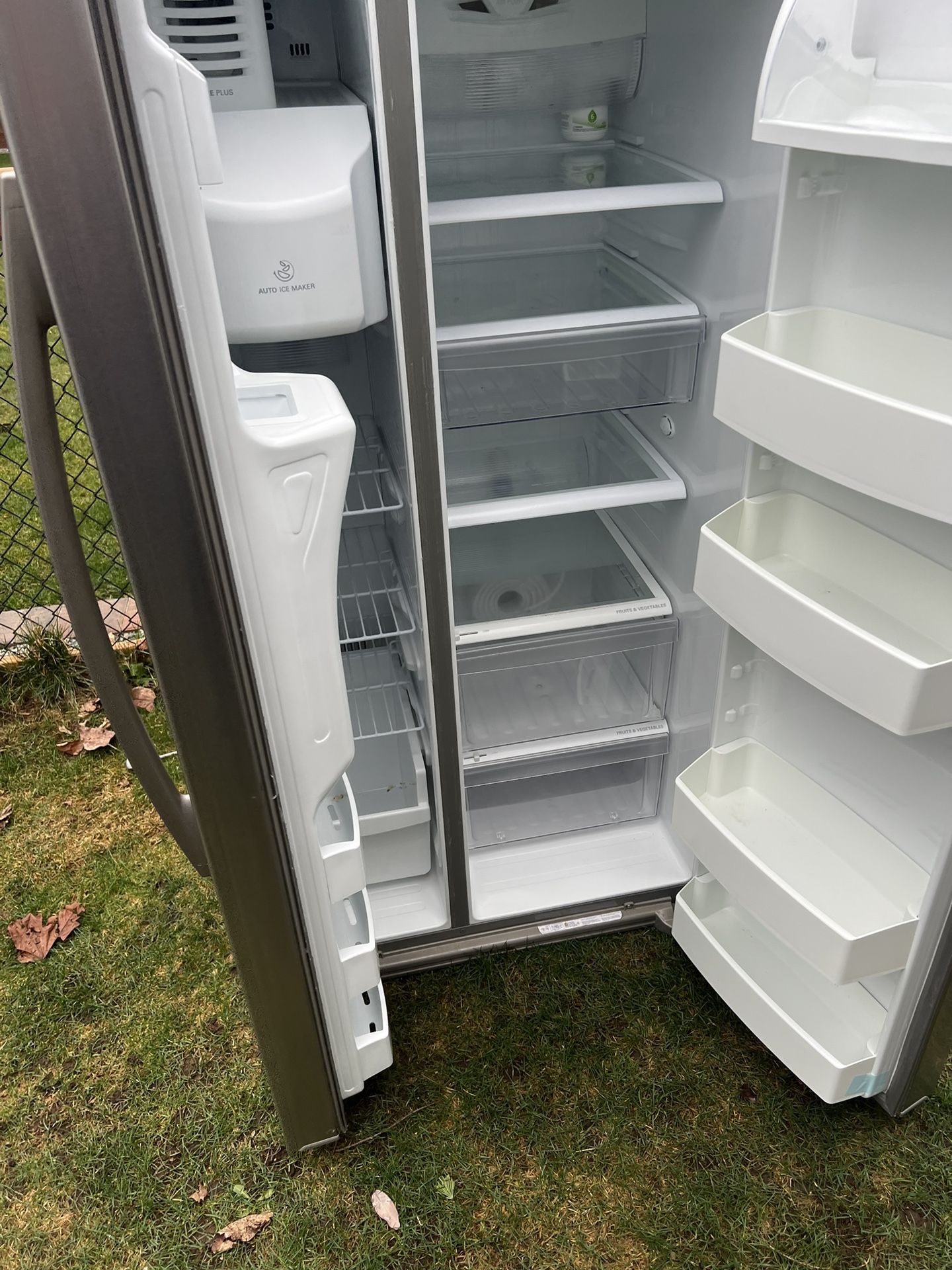 LG Refrigerator for Sale in Federal Way, WA OfferUp
