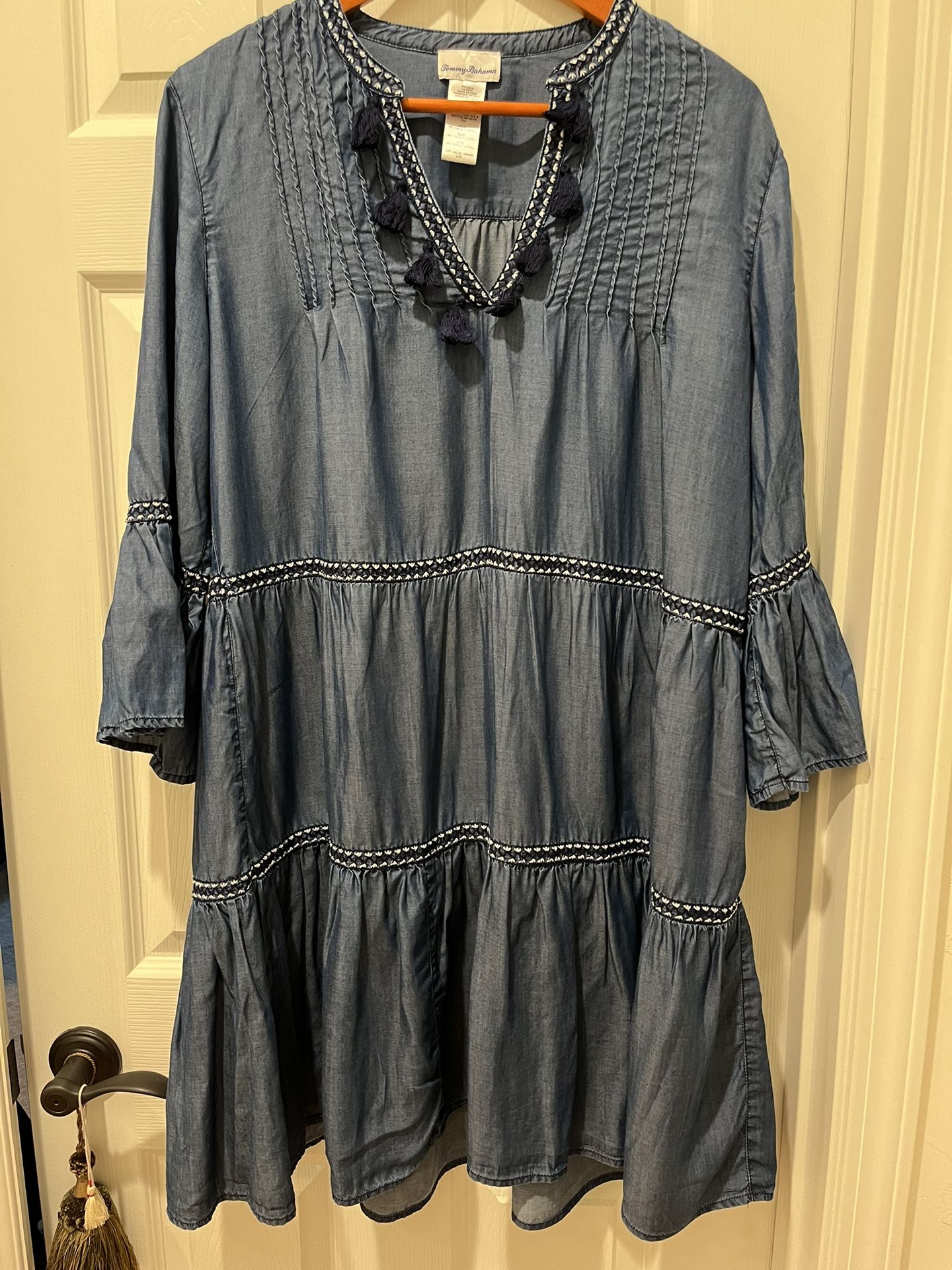 Tommy Bahama Dress
