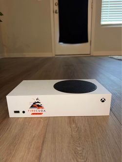 Xbox s two controllers