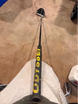 Odyssey V Line Putter
