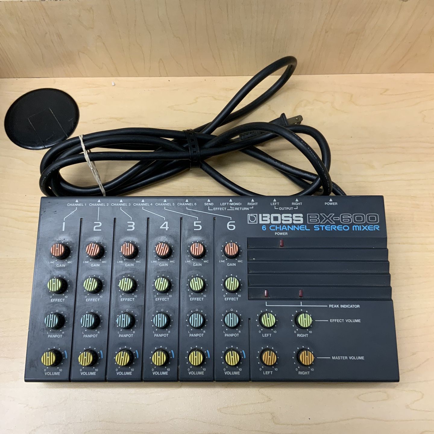 Boss BX-600 - 6 Channel Stereo Mixer - DJ Mixer - Commercial Audio - Video Equipment 
