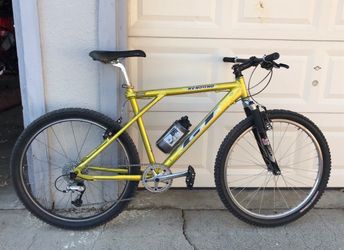 Vintage GT Mountain Bike
