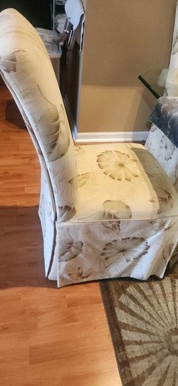 Dining Table With 6 Chairs