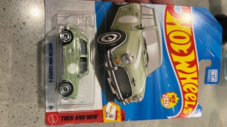 Hot Wheels Austin Mini Cooper S Die-Cast Car