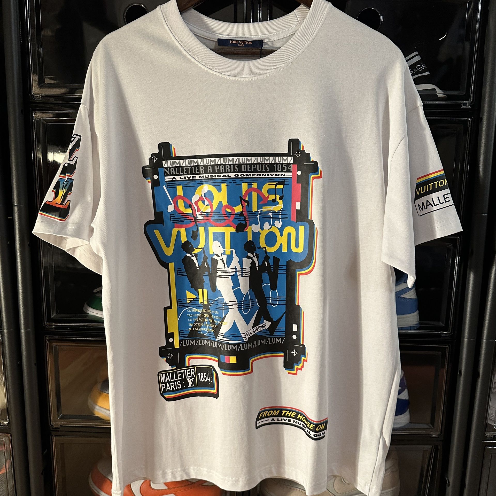 Men's Louis Vuitton Comic Intarsia T-Shirt Size Large for Sale in Oakland,  FL - OfferUp