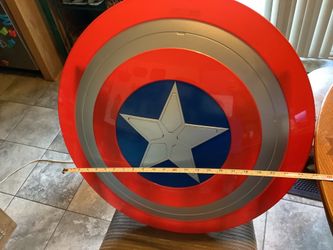 Marvel Legends series Captain America Shield Brave New World approximately 24” in diameter, beautiful condition, could hand/arm grib on back. Great bo