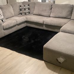 ASHLEY FURNITURE - BALLINASLOE SECTIONAL