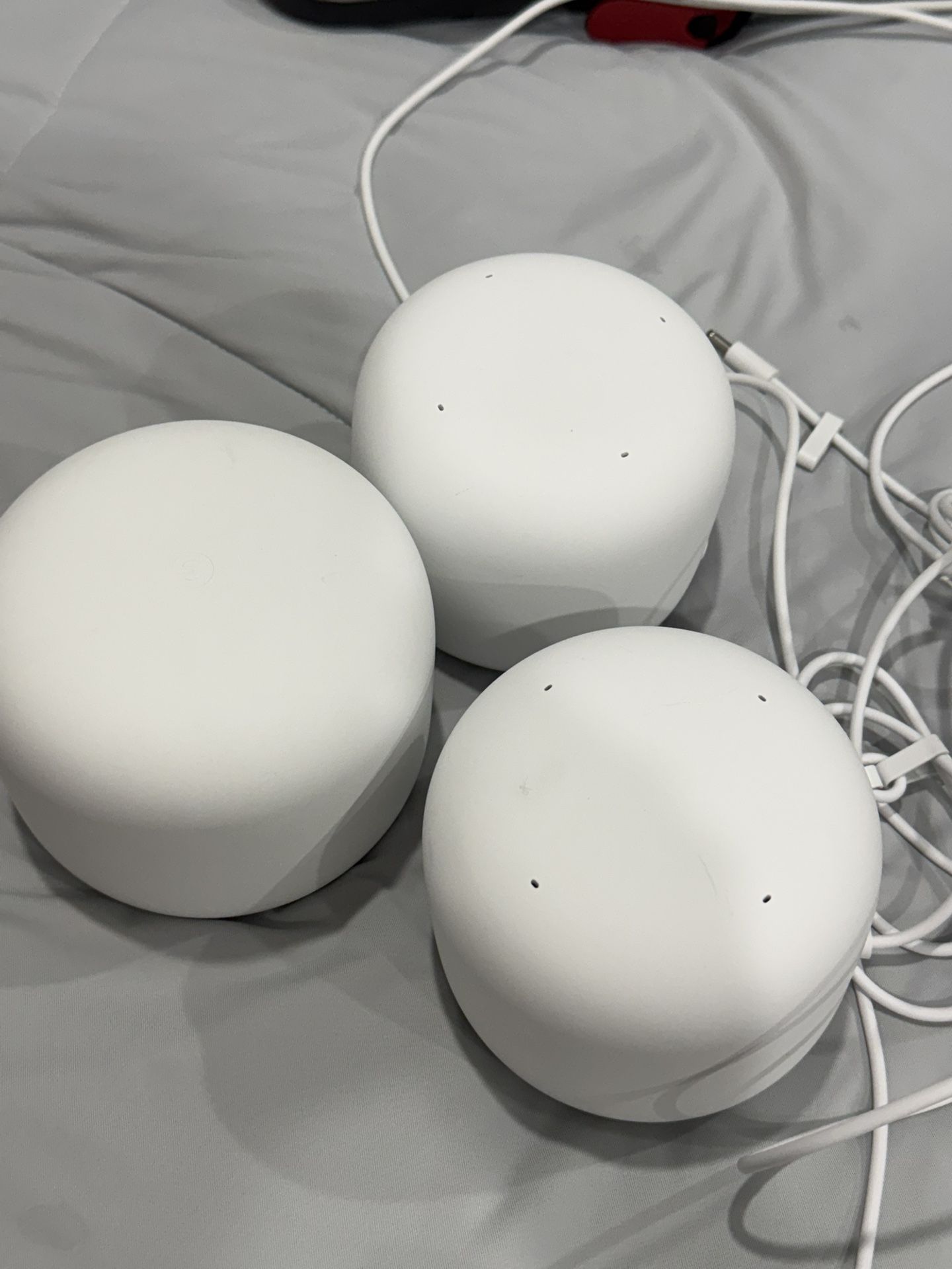 AVAILABLE.  Google Nest WiFi 5 H2D Mesh 3 Pack Ac2200