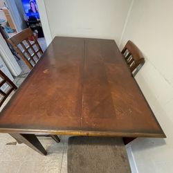 Dining Room Table With 5 Chairs And Extra Leaf