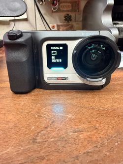 INSTA360 ACE PRO 2 CREATOR BUNDLE — $450 OBO