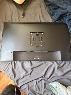 Dell P2717H monitor 50/60Hz 1.5A.