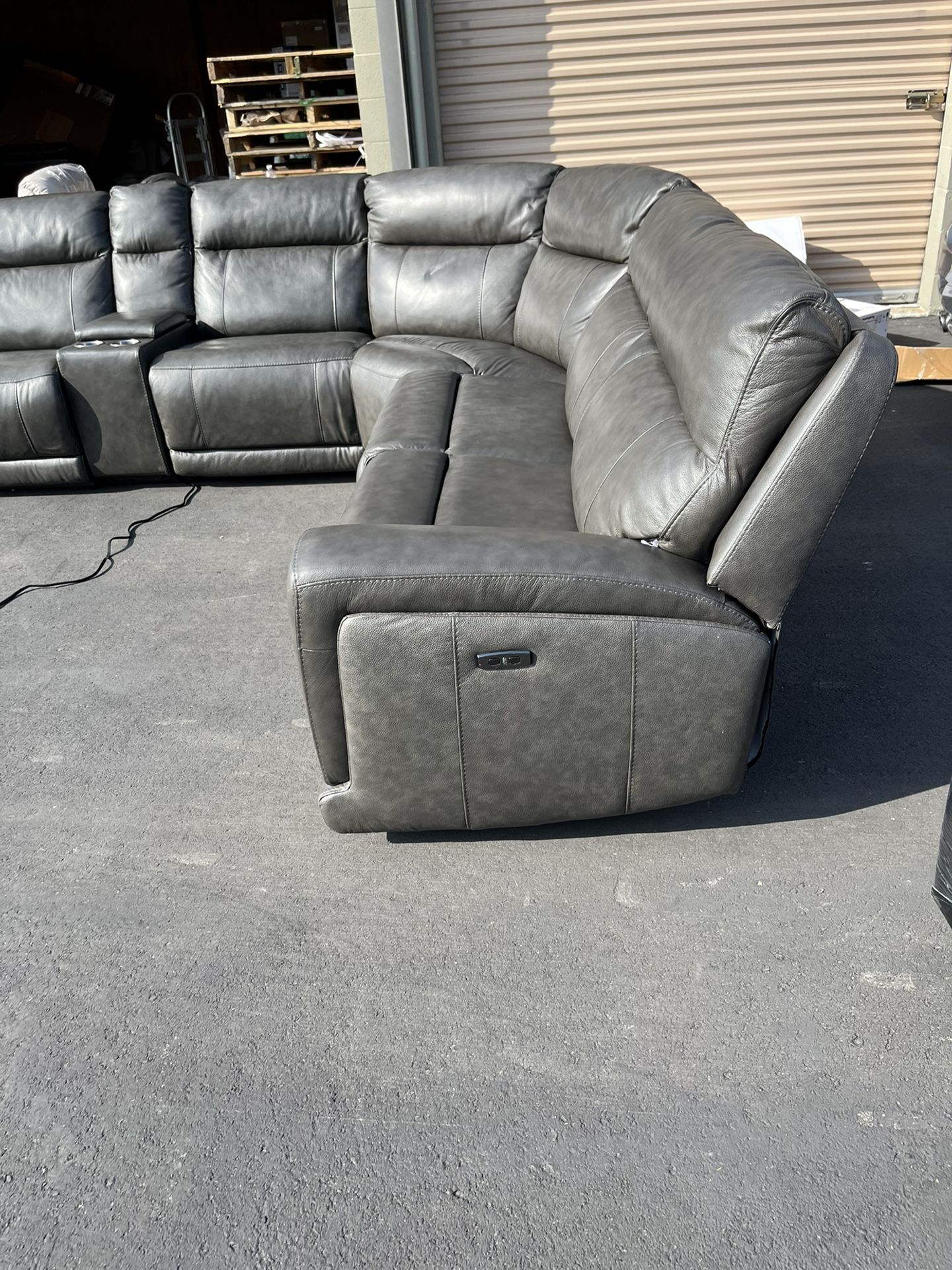 Lauretta 6piece Leather Power Reclining Sectional with Power Headrests