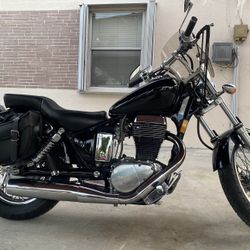 2005 Suzuki Boulevard Motorcycle LS650