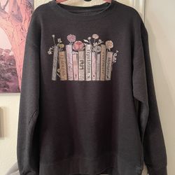 Plus Size Women’s Dark Gray Sweatshirt with Book Graphic size XL pre-owned