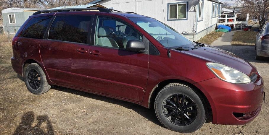 2004 Toyota Sienna