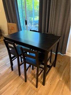 Kitchen Table and Chairs